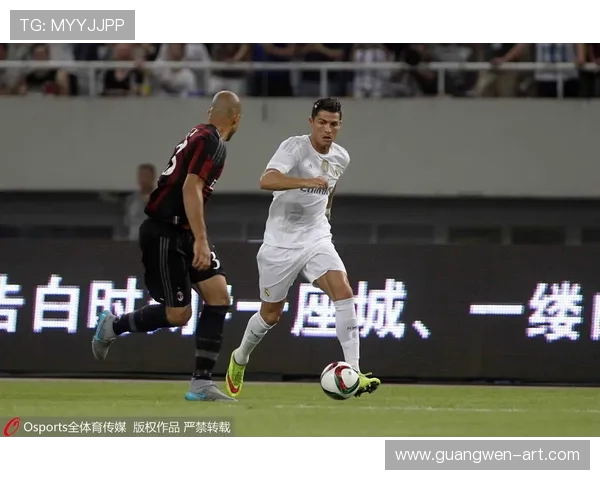 LEC欧洲冠军联赛激战正酣各大战队鏖战赛场角逐巅峰荣耀