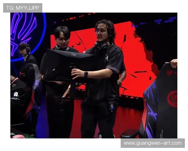 Keria辅助在英雄联盟中的战术定位与技巧解析如何发挥最大效能