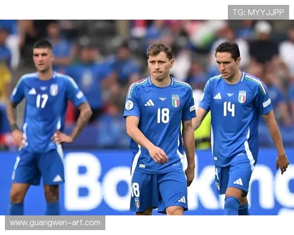 世预赛精彩回顾西班牙对阵意大利全场录像分析与精彩瞬间分享