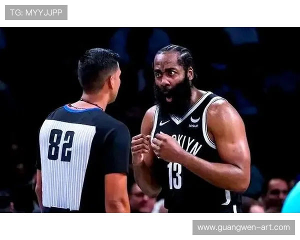 哈登在篮网对阵热火的精彩表现数据分析与比赛回顾 哈登在篮网对阵热火的精彩表现数据分析与比赛回顾